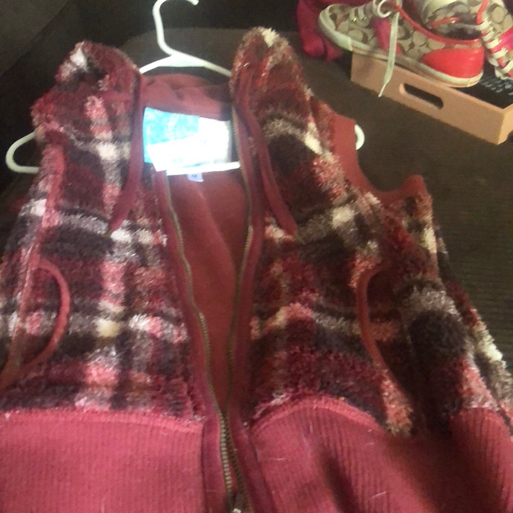 Maurice’s reversible vest NWT